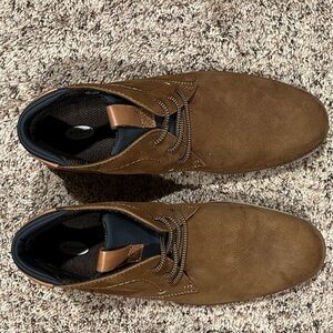 Dr. Scholl’s Mens Scroll Sport Size 8M